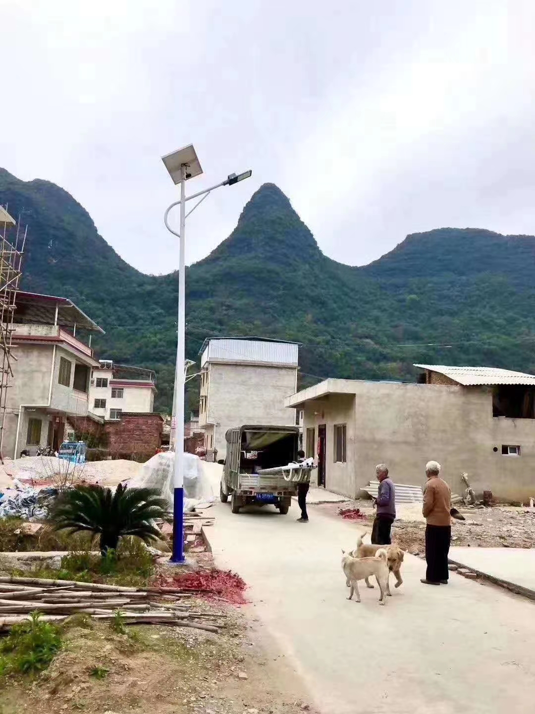 河南农村山区太阳能路灯