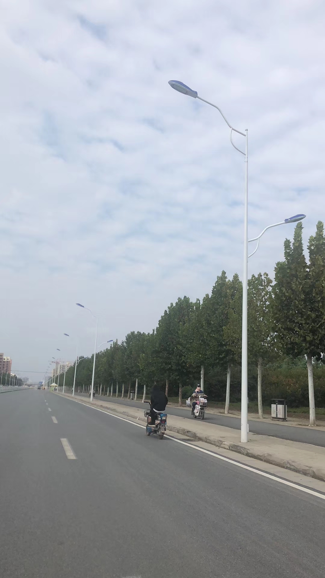 郑州6米市电LED路灯