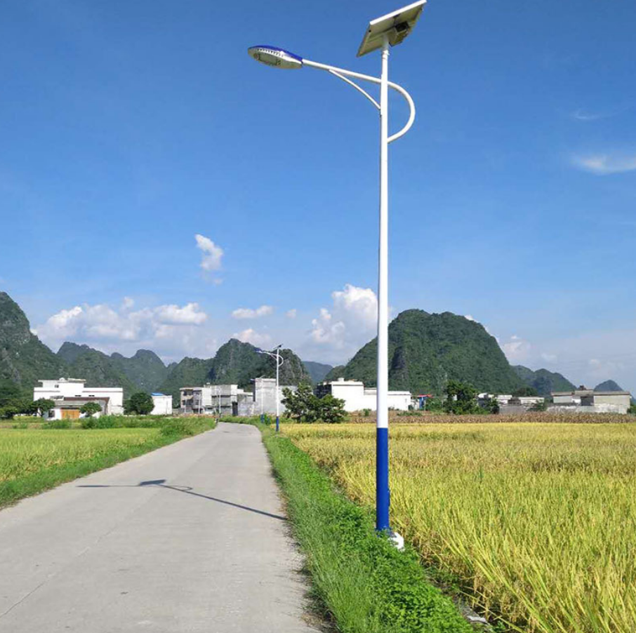 河南乡村6米单臂太阳能路灯