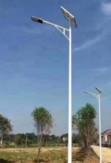 郑州太阳能路灯能使用多久