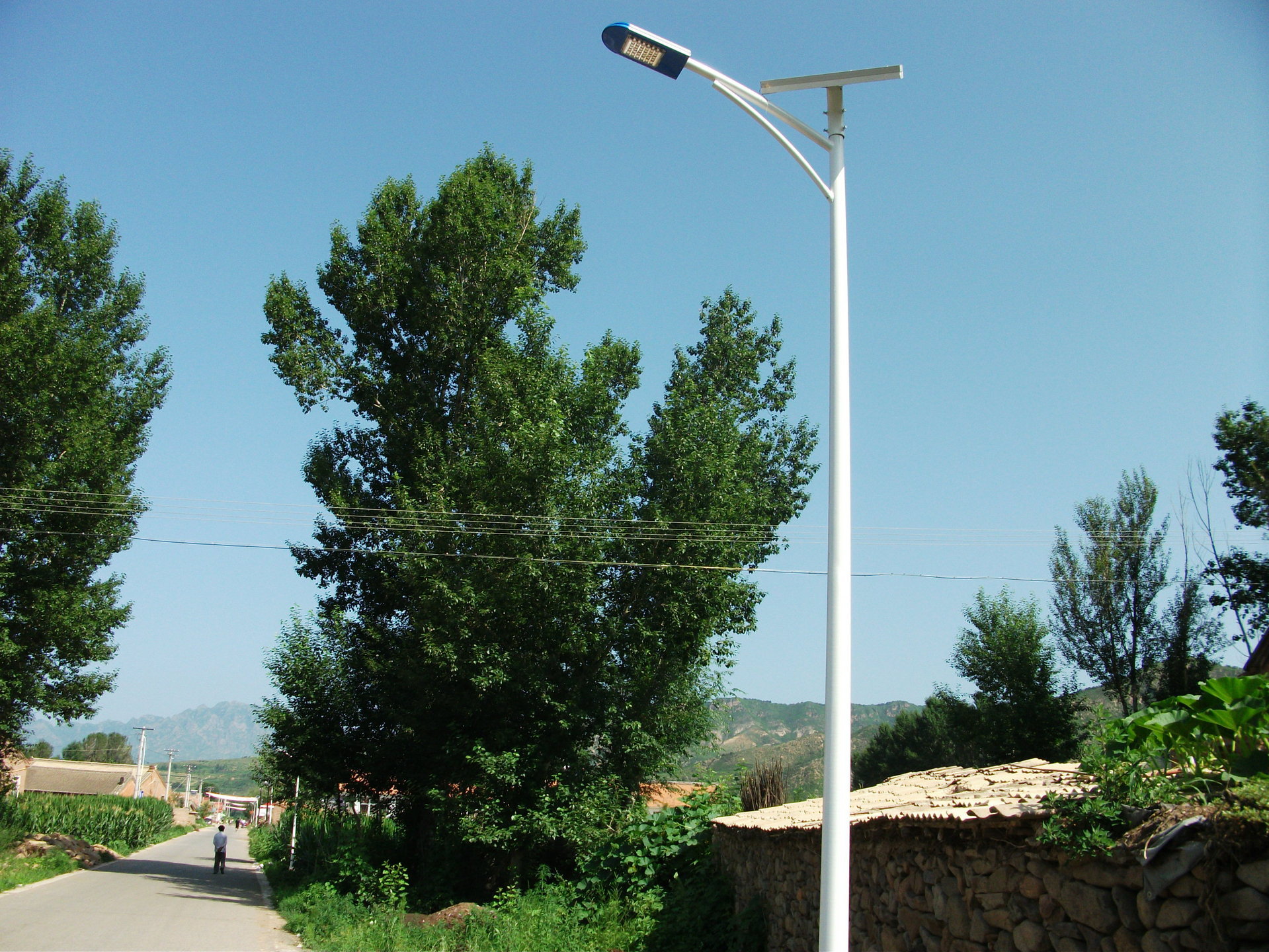 6米变径乡村太阳能LED灯
